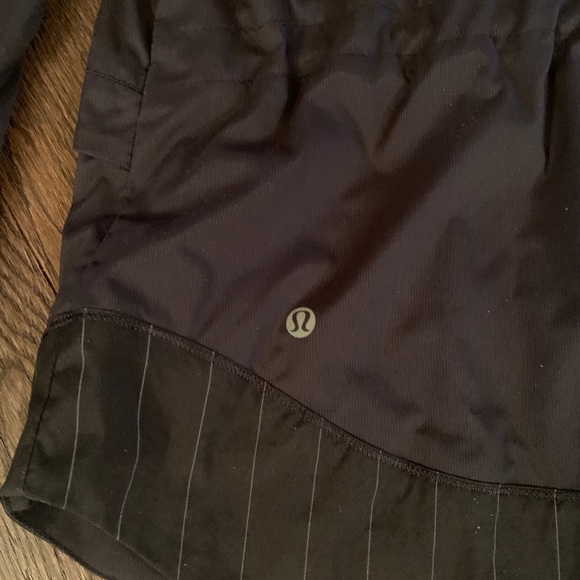 🍋Lululemon “Spring Forward Jacket” Size 4 black - Picture 9 of 13